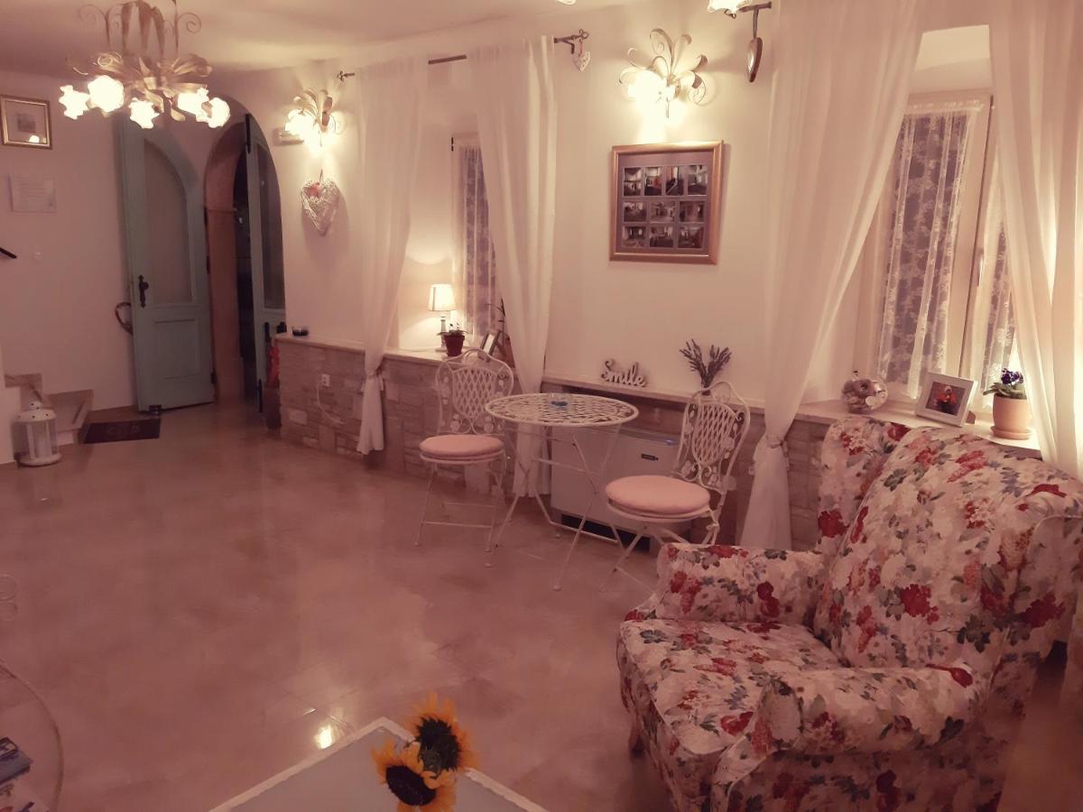 Villa Claudia Fažana Buitenkant foto